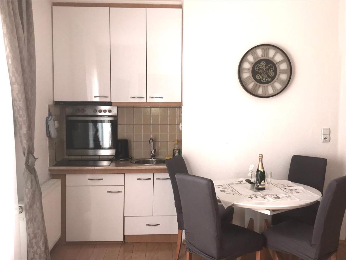 Apartmani Kuzmanovic Stan Na Dan Doboj Eksteriør bilde