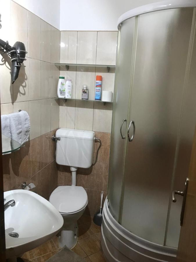 Apartmani Kuzmanovic Stan Na Dan Doboj Eksteriør bilde